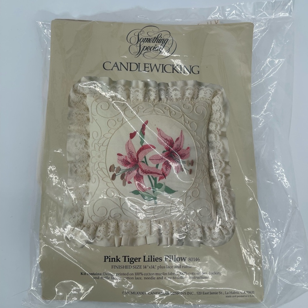 Something Special Candlewicking Pink Tiger Lilies Pillow Kit
